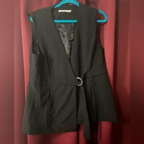 Have plus fully lined vest - Picture 1 of 3